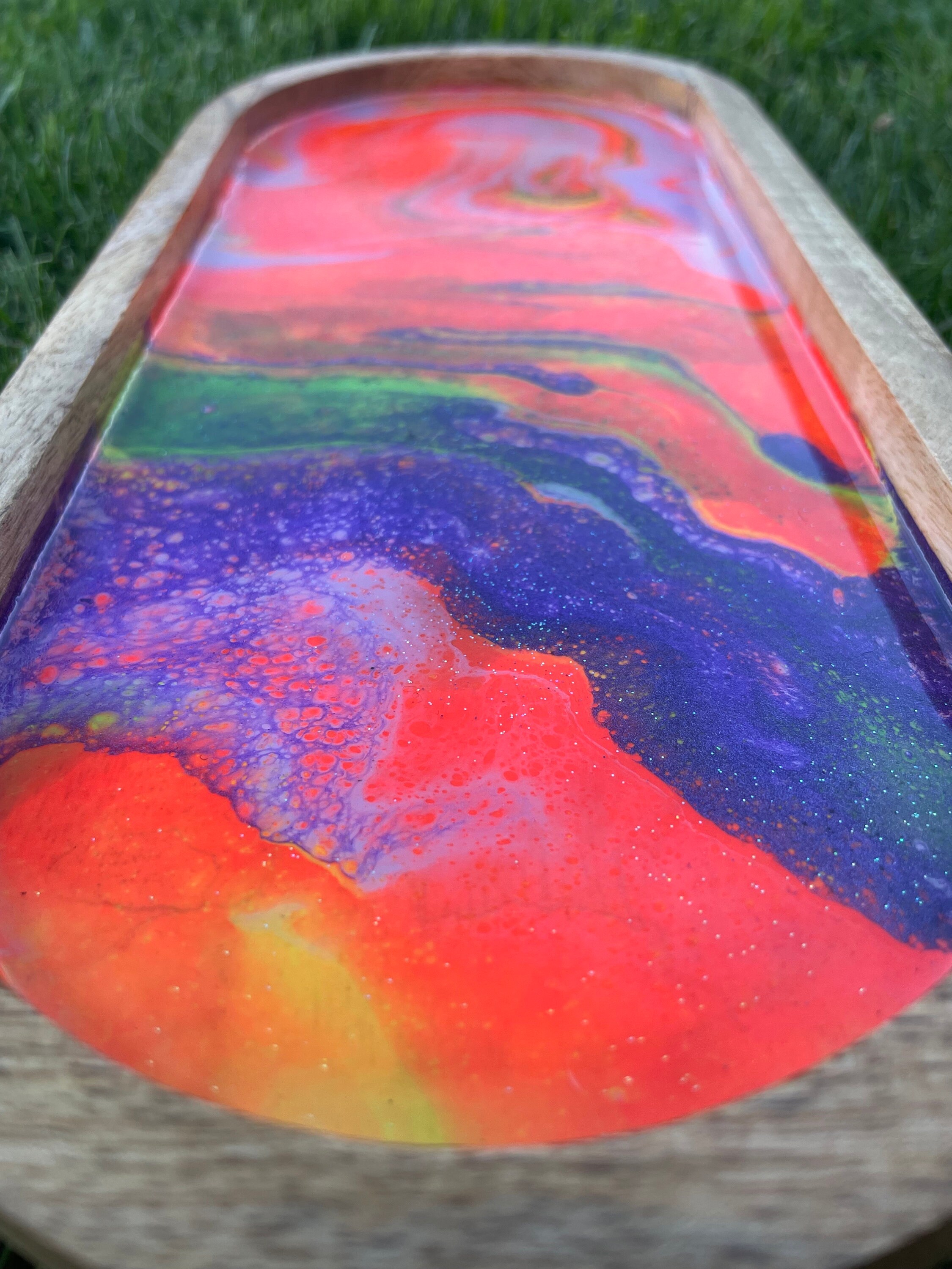 Neon Red/purple Paint Pour Tray With Glitter Wooden Serving Tray, 420