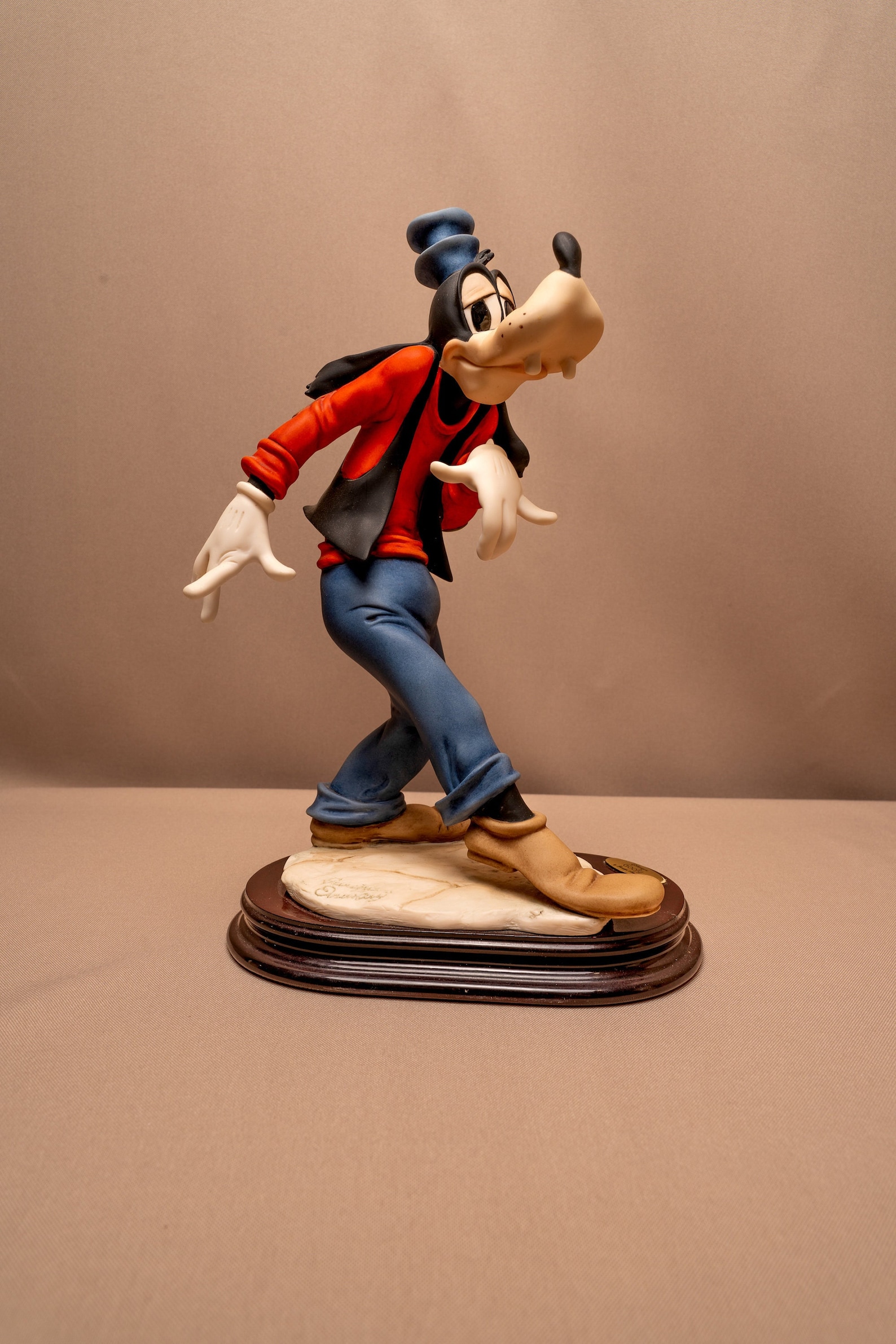 Giuseppe Armani Walt Disney Goofy Figurine 1271C Hand Signed Etsy