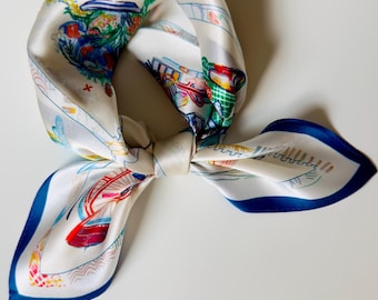 Foulard petit carré en soie naturelle Mulberry  • écharpe en soie pour femme • cadeau de luxe pour Noël, Anniversaire • fête des mères