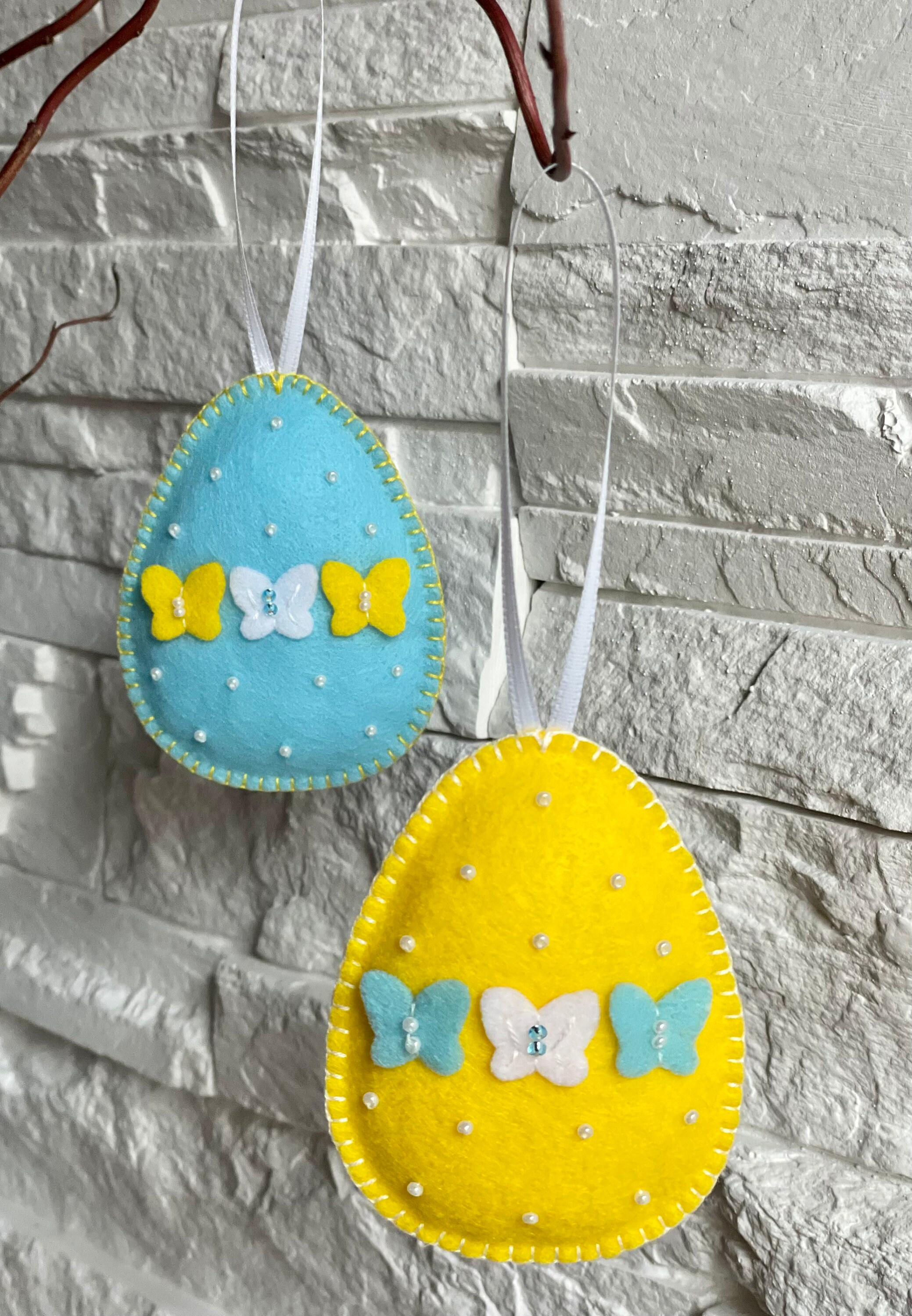 Ornement de Pâques Printemps Décoration Oeufs en Feutrine Easter Eggs Déco d'arbre Papillons Oiseaux