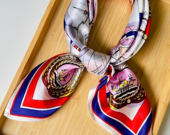 Kwadratowy szal z naturalnego jedwabiu • 100% naturalnego jedwabiu morwowego • szal z jedwabiu najwyższej jakości • wzór marynistyczny • oryginalny prezent dla kobiet