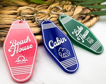 Vacation House Motel Keychain, Beach Lake Cabin, Retro Vintage Acrylic, Personalized Trendy Car Keys, Keyring Gift Idea, Rental Vrbo Airbnb