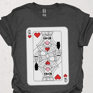 T-shirt Reine de Cœur | Cartes à jouer effrontées Reine de Cœur avec motif champagne | T-shirt de poker amusant pour femme | Cadeau amusant pour petite amie
