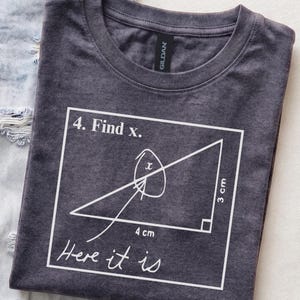 Grappig wiskunde T-shirt | Vind X Wetenschappelijk humoristisch geek shirt | Cadeau voor wiskundigen, leraren en studenten | Nerd humor shirt met driehoek