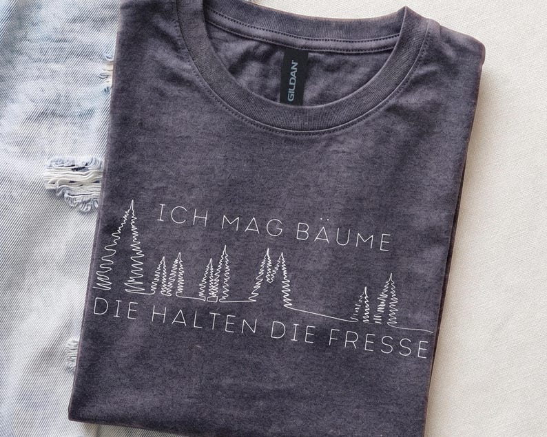 Utomhusskogs-T-shirt | Jag gillar träd som håller tyst | Rolig jakttröja | Sarkastisk gåva för jägare, skogsbrukare och vandrare bild 1