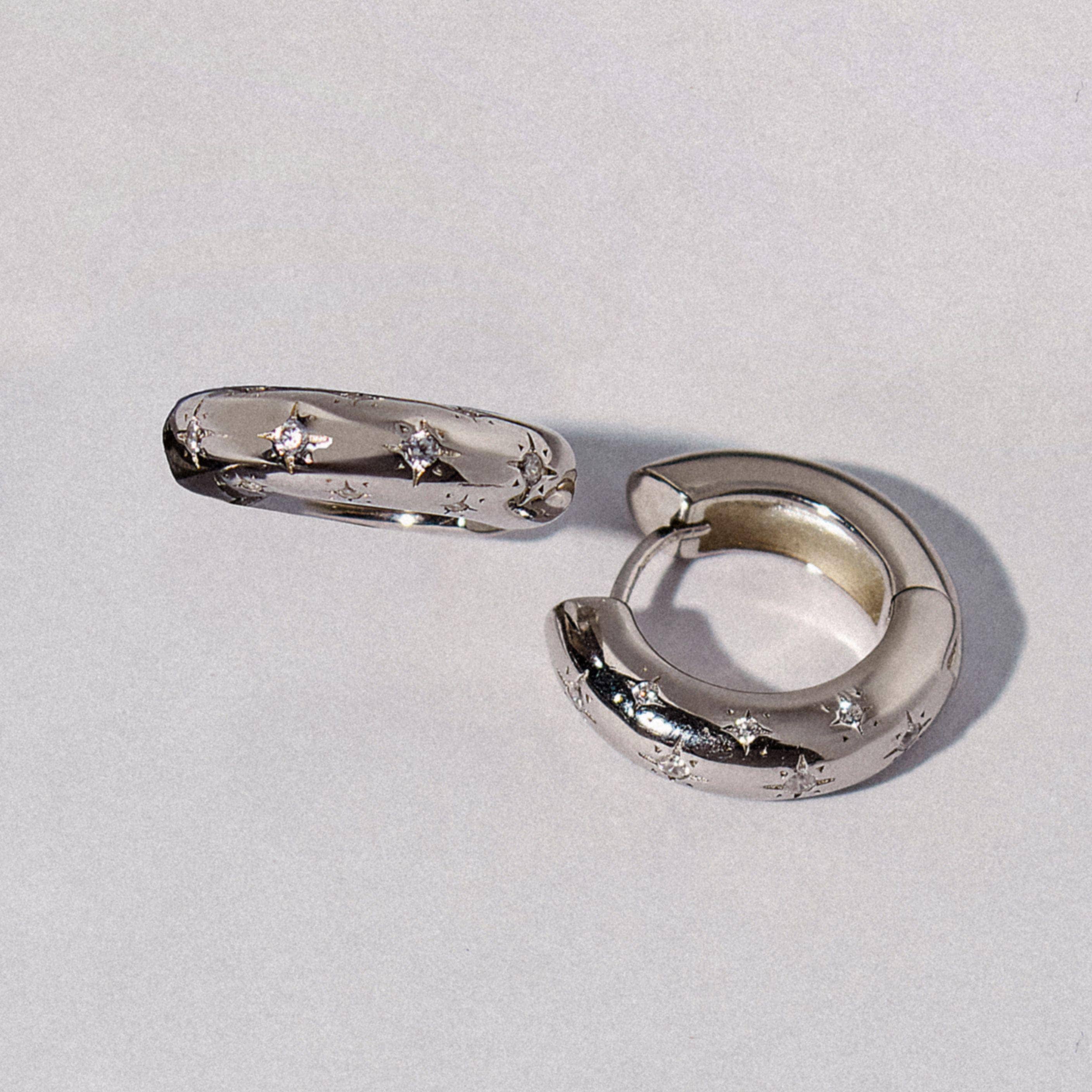 Hängeohrringe Silber 925 Klappbare Edelstahl Ohrringe – Huggies Ohrstecker Für Herren & Damen, Moderner Style Edelstahl Creolen