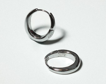 Solid 925 Sterling Silver Tapered Oval Hoop Earrings - Tarnish Free Everyday Hoops - Simple Chic Hypoallergenic Silver Earrings UK