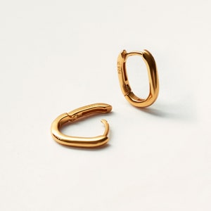 Oval Shape &#39;Essential&#39; Hoop Earrings - 18k Gold Plated High Quality 925 Sterling Silver - Hypoallergenic Tarnish Free - U Shape Earrings