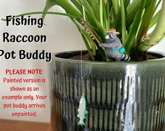 Fishing Raccoon Pot Buddy