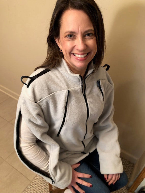 Fleece Jacket For Dialysis or Chemotherapy Treatments That Supports Catheters/PICC Lines, Fistulas and/or Ports on Left or Right Side (Gray)