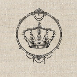 Op de afbeelding: Een zwart-witte illustratie van een kroon in een cirkel met een decoratieve rand. De kroon heeft een kruis bovenop en is versierd met juwelen.