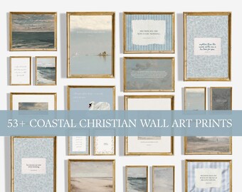 Puede incluir: Colección de impresiones artísticas de pared costeras cristianas enmarcadas en varios tamaños. Las impresiones presentan serenas escenas de playa y océano, con suaves tonos azules y dorados. Algunas impresiones incluyen citas inspiradoras. Se muestra el texto "53+ Coastal Christian Wall Art Prints".