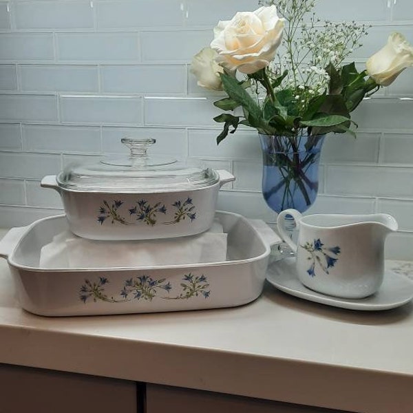 Vintage Corning Blue Dusk Pattern  Set including 2Lt Casserole Lidded Dish, Large Lasagna Open Roaster and Gravy Boat With Plate set.