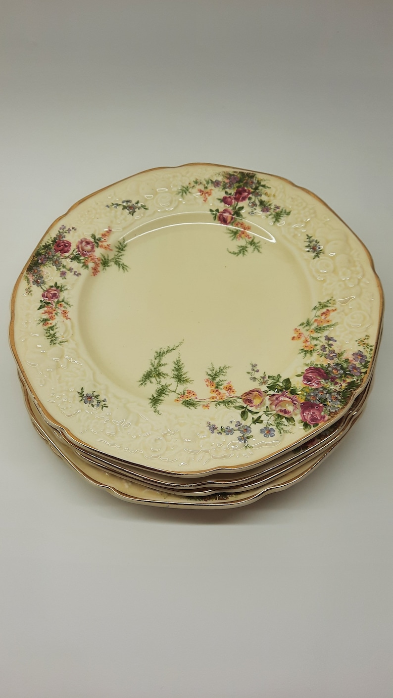 Crown Ducal Rosalie Plates and Bowls Set, Florentine Shape, Made in
