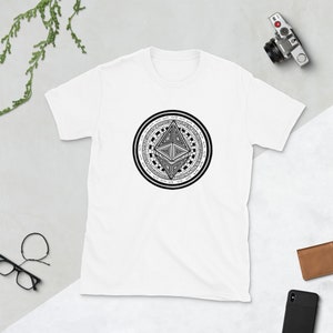 Etherium Crypto Cryptocurrency Negro y Blanco Abstracto Camiseta Unisex de Manga Corta