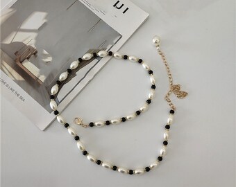 Oval Pearl Belt for Women,  Thin Black and White Crystal Waist Chain for Dress, Silver Bridal Belt, Gold Belly Chain, Gift for Wife, Mom