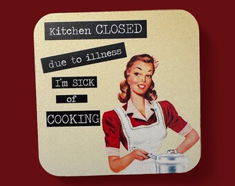 Funny 1950s Housewife Magnet: Kitchen Closed, Retro Kitchen Decor