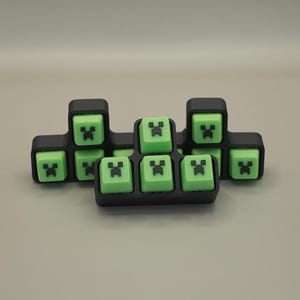 AWSD Pixel Block Fidget Clicker | Green Gaming Keycap Toy | Gamer Desk Gift | Retro Voxel Game Inspired | Mechanical Keyboard Clicker