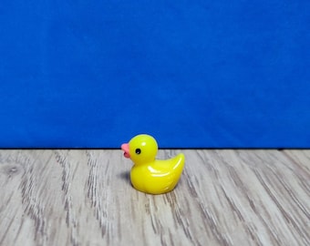 dolls house miniature Toy Duck Bath Toy Bathroom Ornament Table Nursery Toys