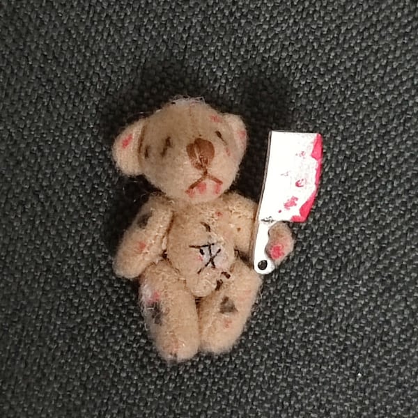 1/12 scale Horror Terror Teddy bear with meat cleaver moving joints Miniature dolls house Halloween scary Teddies soft toy Zombie