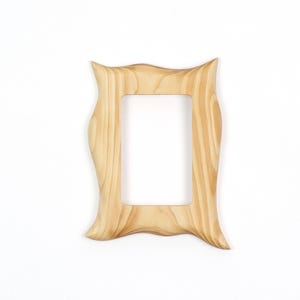 Kleiner Bilderrahmen, Holzrahmen Unikat handgemacht aus Fichte 10x15 cm