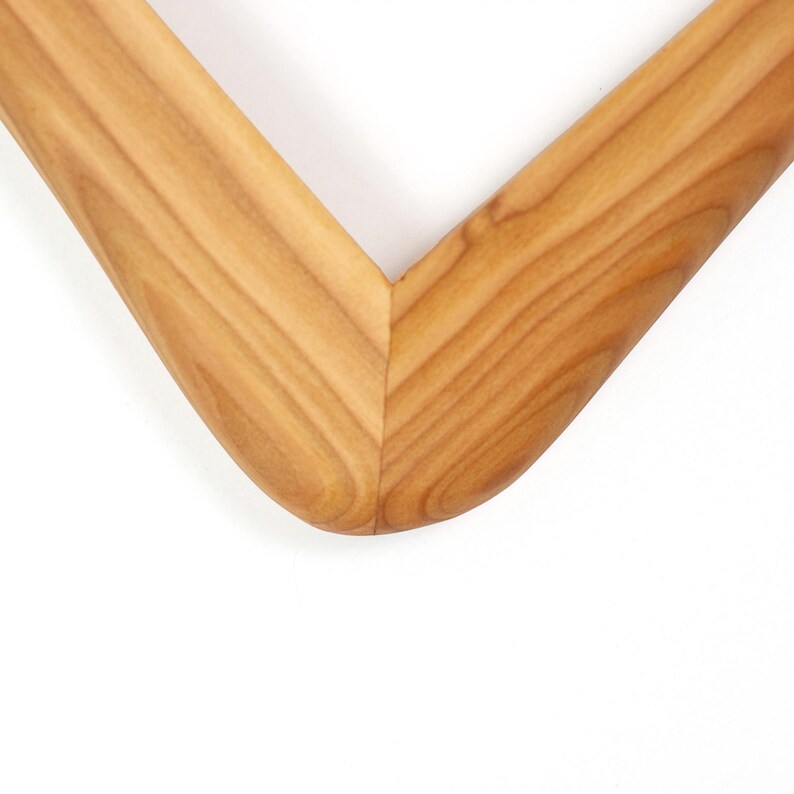 Bilderrahmen Quadratisch, rustikaler Holzrahmen aus Lärche 15x15 cm, ausgefallener Bilderrahmen aus Echtholz, organisches Naturholz Unikat image 4