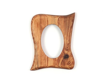 Oval wooden frame, small picture frame made of pine, a handmade unique piece 10 x 15 cm