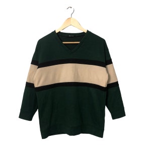 Vintage One Way V Neck Knitwear Sweater Jumper Vintage One Way V Neck Knitwear Sweater Jumper Green Colour