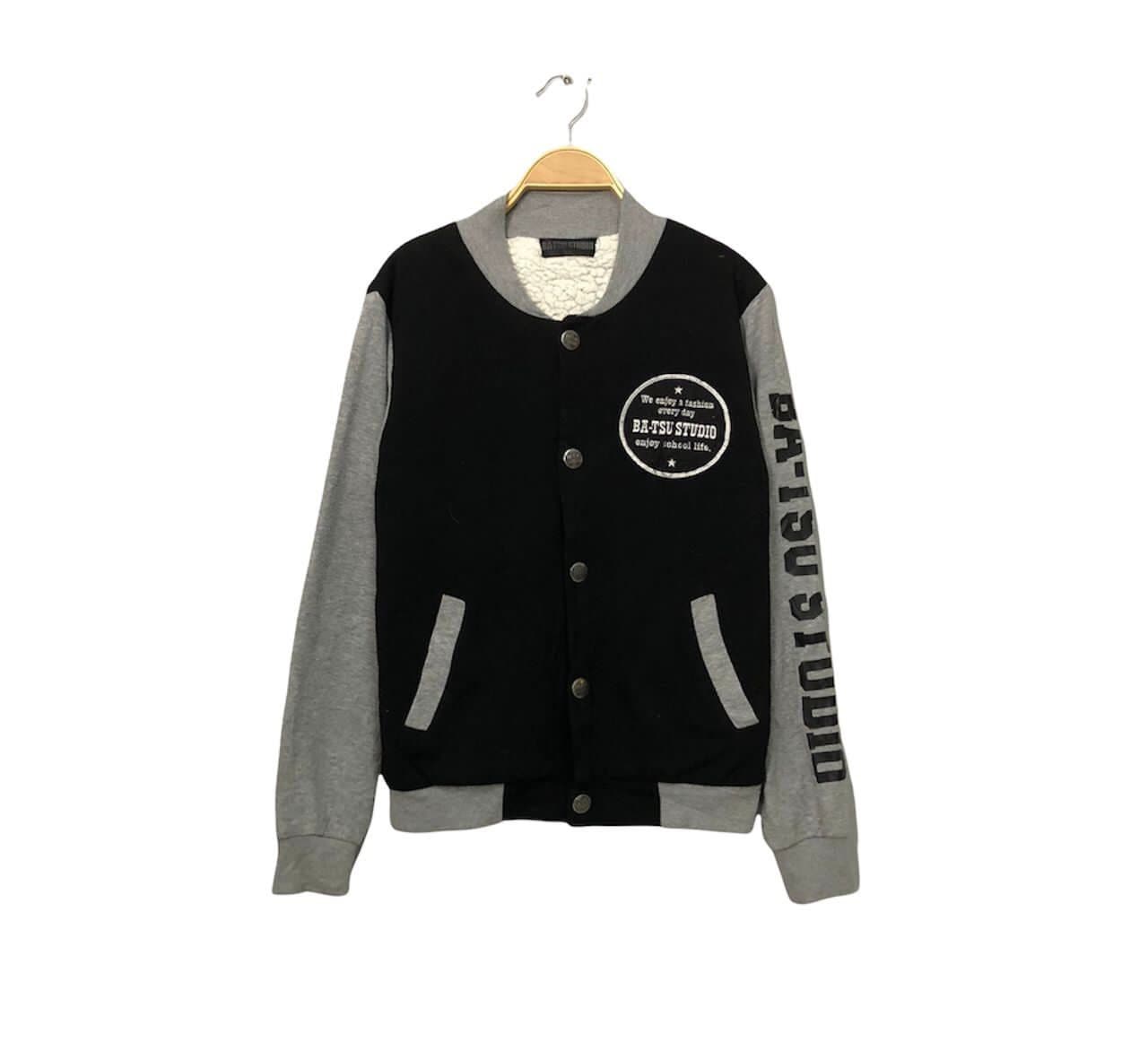 u*a様 uenui back button jacket Vintage Bat-su Studio Embroidered Big Logo Button Ups