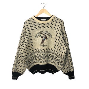 Vintage Tundra Canada Crewneck Embroidered Big Logo Full Print Knitwear Sweater Jumper White/Black Colour Oversize Made in Canada