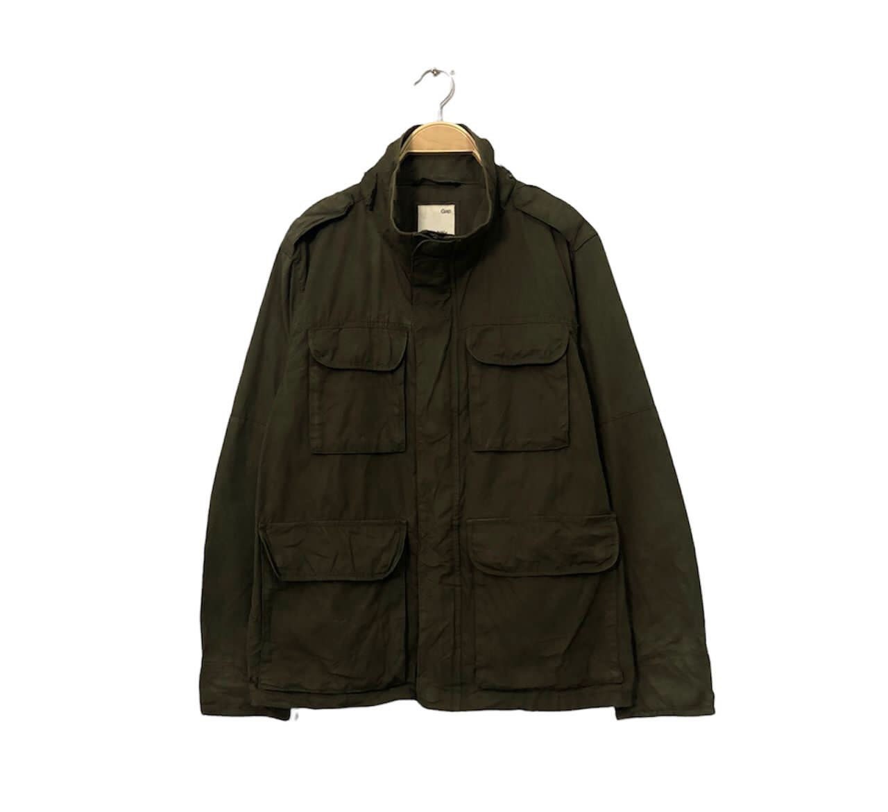 Uniqlo m65 top