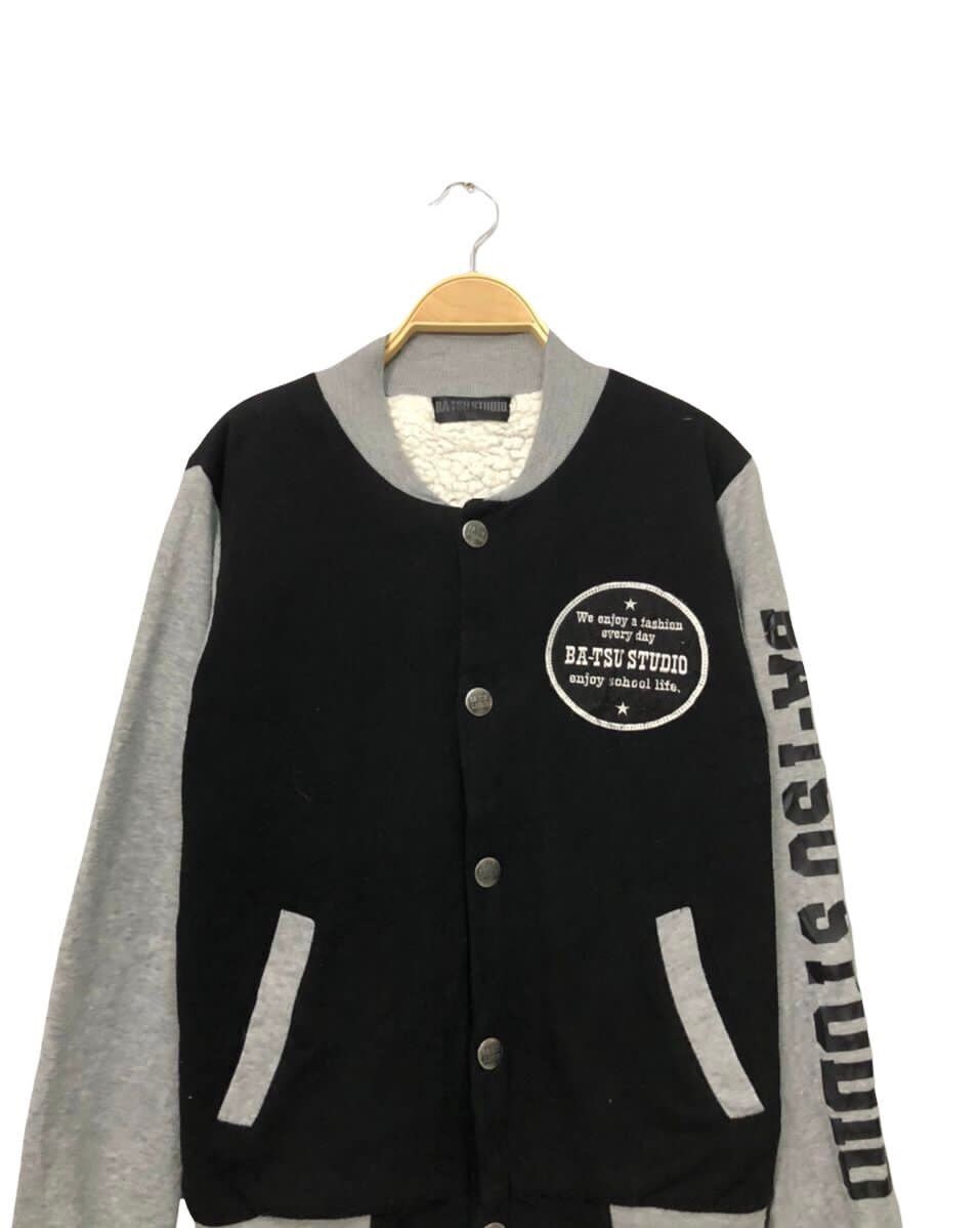 ジャケット・アウター StudioDoe Curved Sleeve Baseball Jacket セール】Studio Doe Minimalist Curved Sleeve Baseball Jacke
