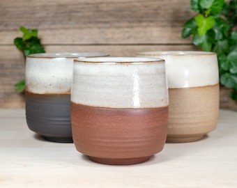 TO ORDER – 300 ml Drinking cup / Yunomi with curved body, from three different colored stoneware clay