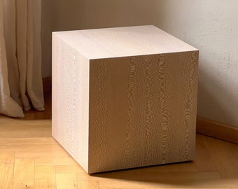 Plinth cube coffee table. Beige lacewood 40 x 40 x 40 cm