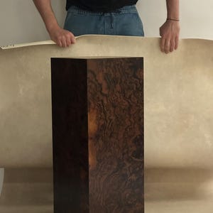 Walnut Burlwood Plinth Column: Modern Display Stand (30x30x75 cm)