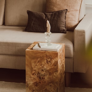 Plinth, coffee table. Natural burlwood nightstand / pedestal 30 x 30 x 55 cm