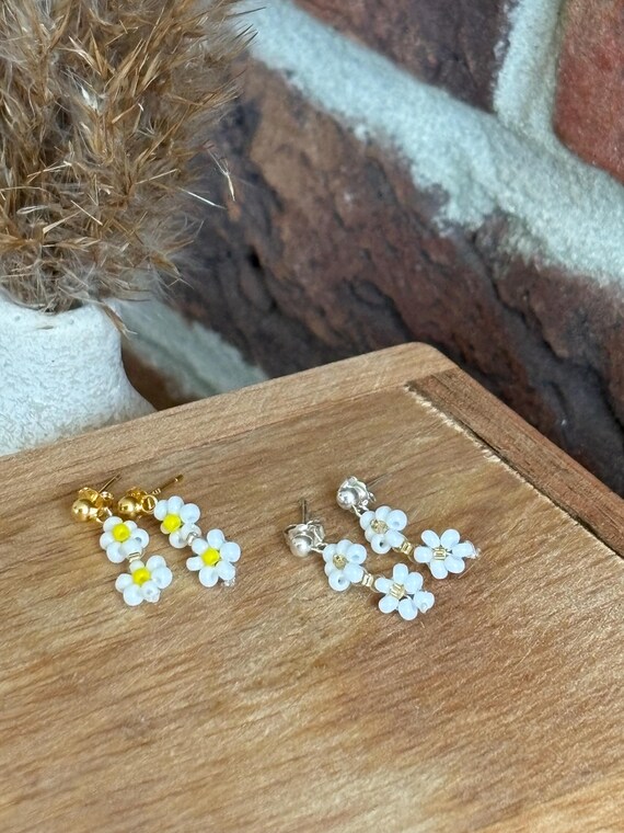 Earring Daisy White Gold Perlenohrringe Perlenschmuck