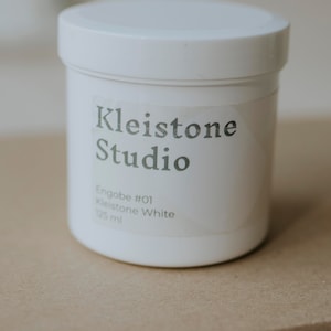 Ceramic engobes, ceramic slip, pottery tools, stoneware engobes, underglazes, ceramic decoration - Kleistone Studio White Engobe