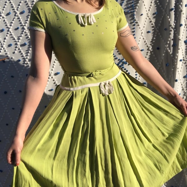 Lime green 1950’s daydress