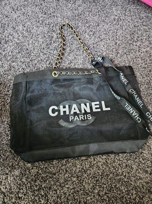 CHANEL Black Calfskin Luxe Ligne Accordion Leather Shoulder Strap Flap Bag  Silve