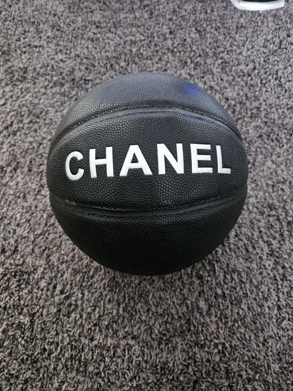 Vintage Chanel Basketball - Etsy.de
