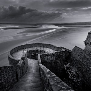 Impression sur toile Tour du Nord Mont Saint Michel, Normandie France, décoration murale de salon, art mural, fort historique en pierre, beaux-arts, vieille ville