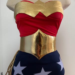 Déguisement Wonder Woman Taille Unique - Cape, Ceinture, Diadème - Officiel DC Comics