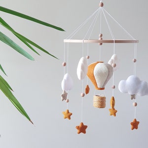 Hot air balloon, mobile natural shades, crib mobile with stars, nursery decor balloon, baby room decor balloon