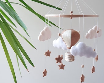 Natural mobile hot air balloon, stars,clouds, nursery decor balloons, neutral beige shade, mobile for boy and girls, gifts for new moms.