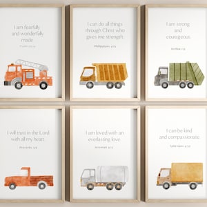 Juego de 6 impresiones con afirmaciones bíblicas sobre construcción, camiones y autos para guardería, arte mural para habitación de niño, impresiones de vehículos de camiones para sala de juegos, arte mural para niños pequeños