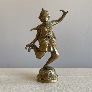 Kleine Statuette einer asiatischen Tänzerin in Bronze