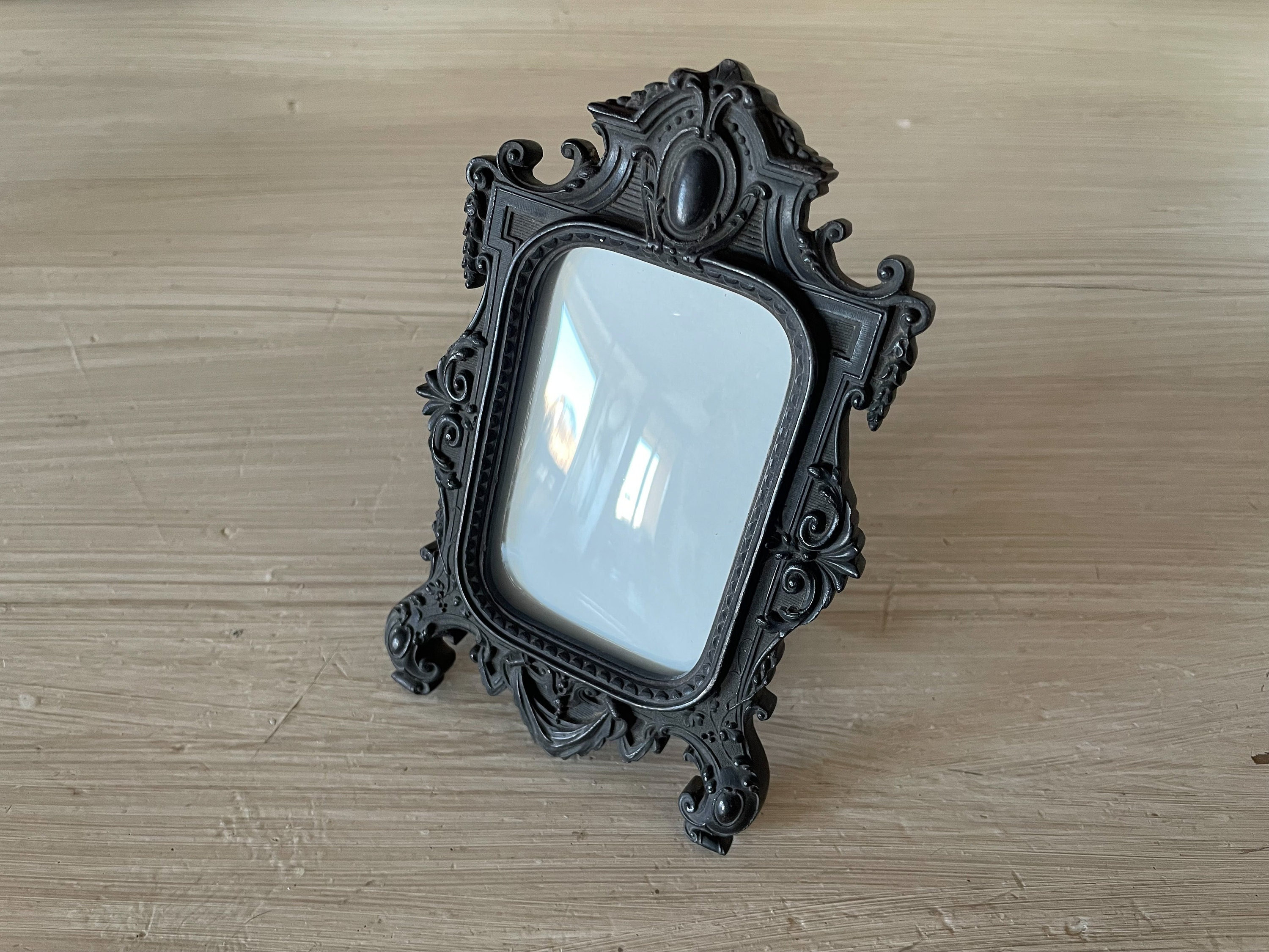 Antique Frame in Ebonite, Black Metal With An Elegant Botanical Decoration 19Th Century Napoleon 3 &