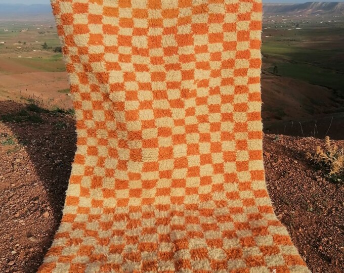 Beni Oren, an authentic Moroccan berber wool rug.  hand made