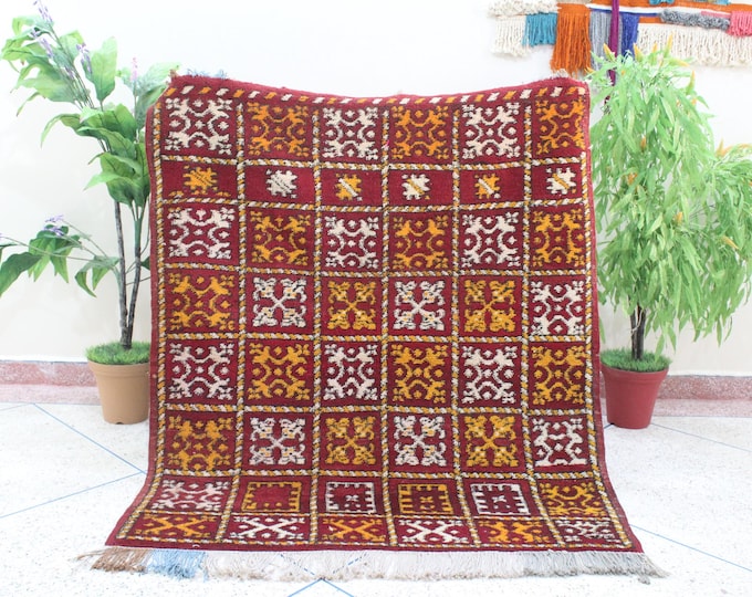 Gorgeous Boujaad Rug 5ft x4ft, Moroccan Handmade Carpet, Berber Rug, Abstract Rug, boujad rug, Authentic Rug